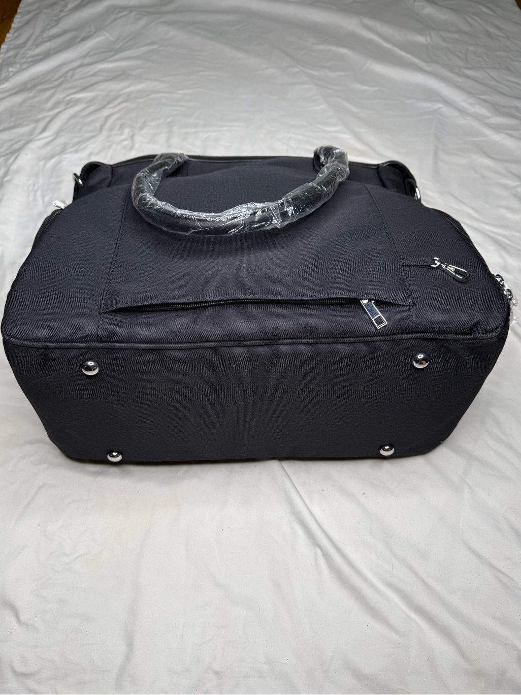 Nwt Sarah Wells Claire Breast Pump Bag - Classic Black Luxury Diaper Tote — image 6 of 8